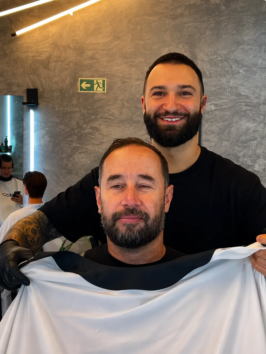 Cliente antes do procedimento de prótese capilar